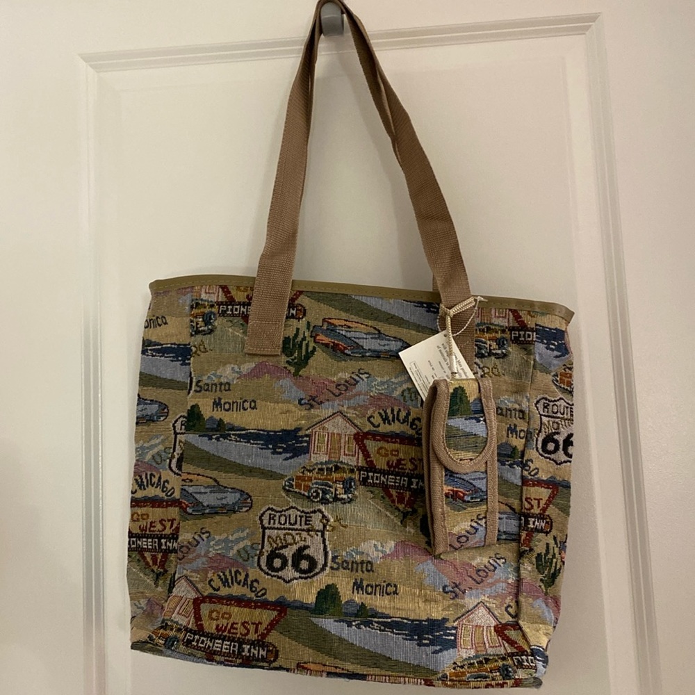 Route 66 travel tote